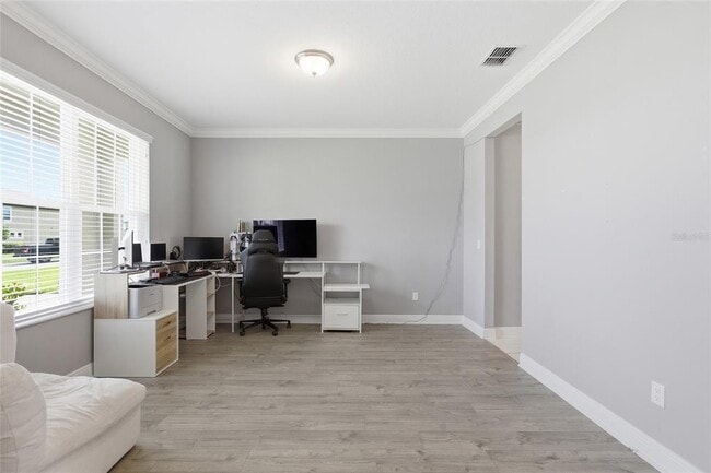 Building Photo - 9844 Cabernet Ave