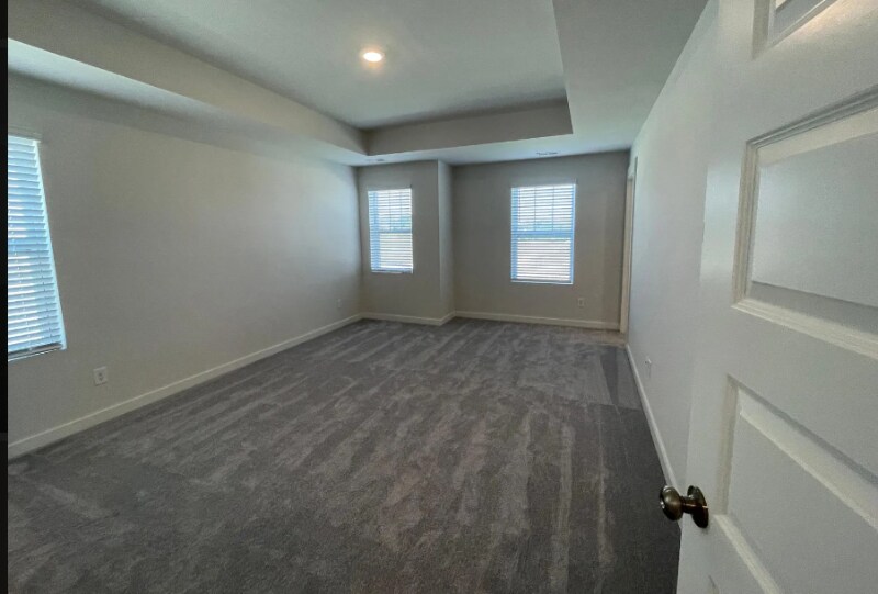 Building Photo - 2620 Comanche Ct