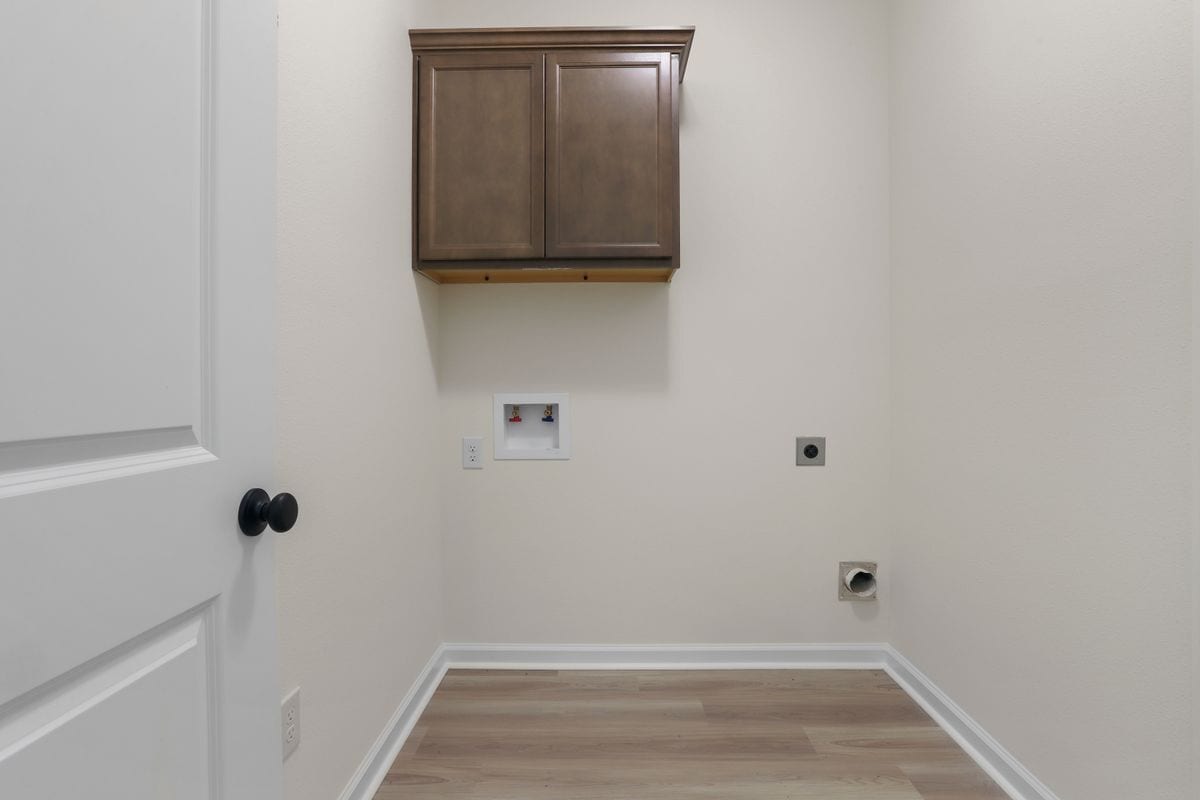 Building Photo - 13615 Ball Park Rd