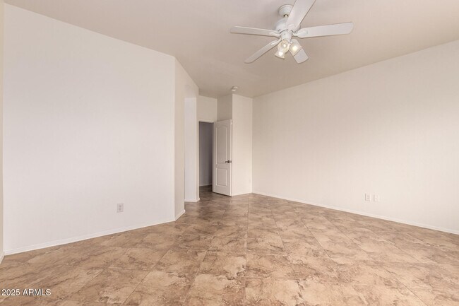 Building Photo - 7314 W Darrow St
