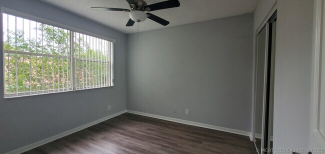 Building Photo - 9033 Wiles Rd