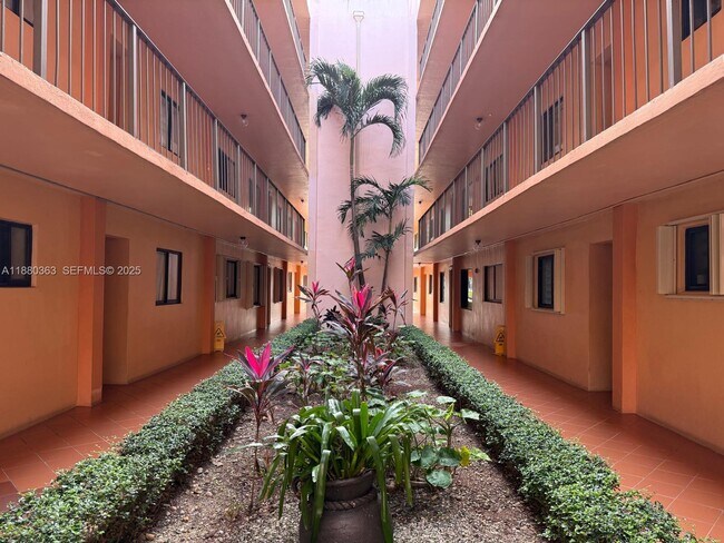 Building Photo - 8600 SW 133rd Avenue Rd