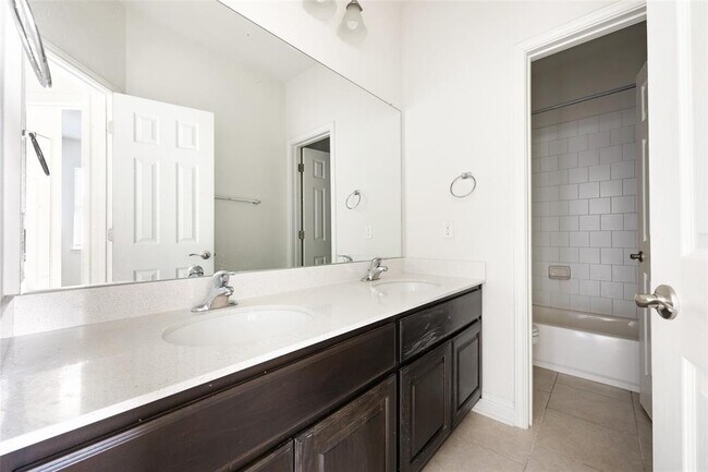 Building Photo - 4908 Globe Mallow Dr