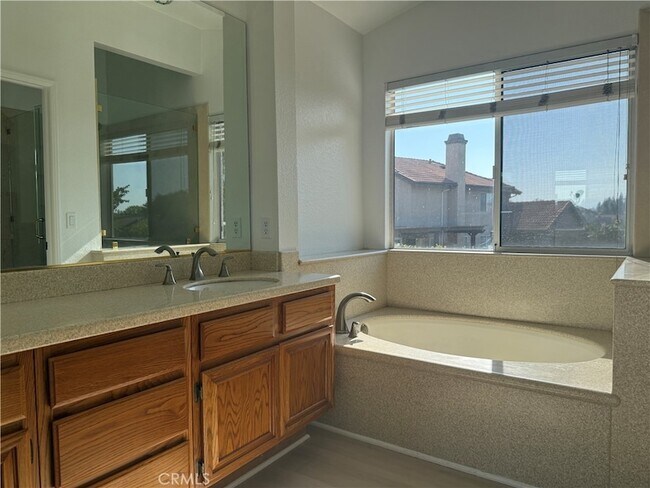 Building Photo - 7022 Stanislaus Pl