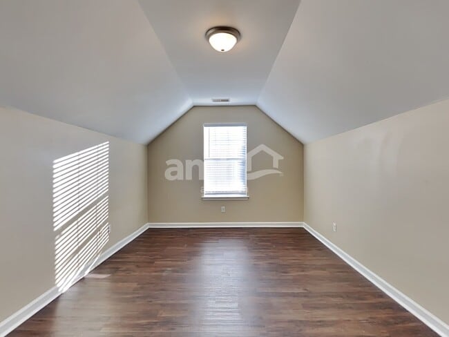 Building Photo - 4812 Oak Haven Pl