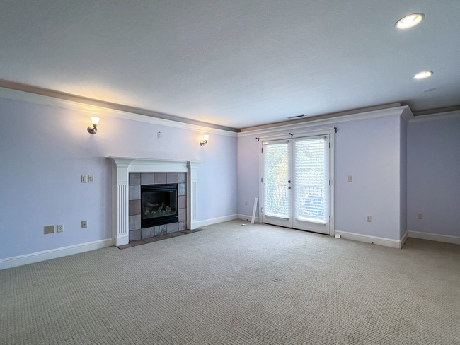 Building Photo - Bright & Beautiful Forest Heights Home with Gourmet Kitchen, Bonus Space & Private Cul-de-Sac Set...