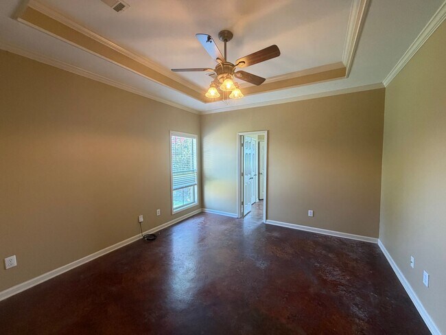 Building Photo - 138 Palin Drive