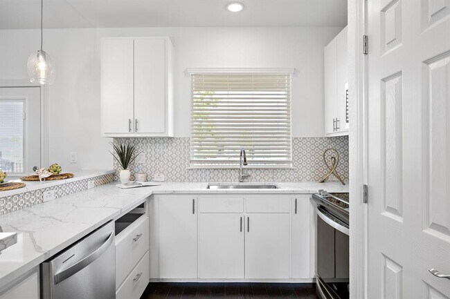 Building Photo - 2105 Tiger Trail