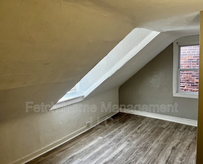 Building Photo - 346 Beaver St