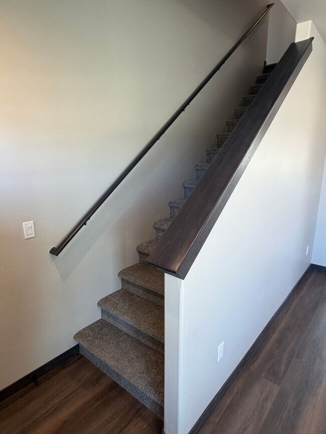 Building Photo - Beautiful & Brand New 4 bd/2.5 ba Home