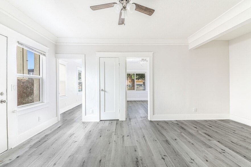 Building Photo - 736 Olive Ave