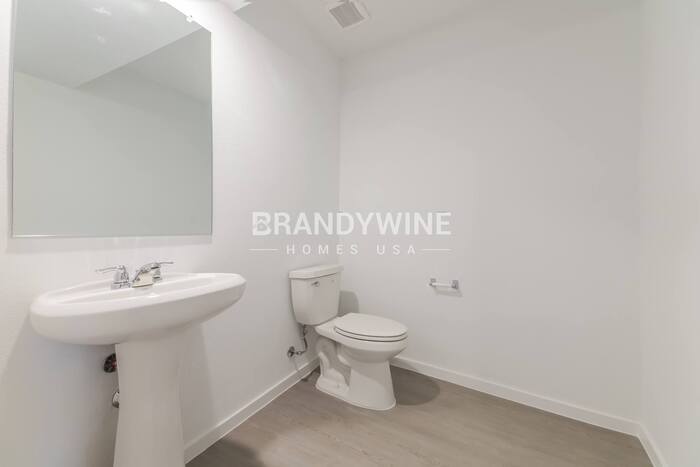 Building Photo - 260 Backcountry Dr