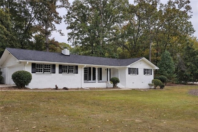 Building Photo - 999 Braselton Hwy