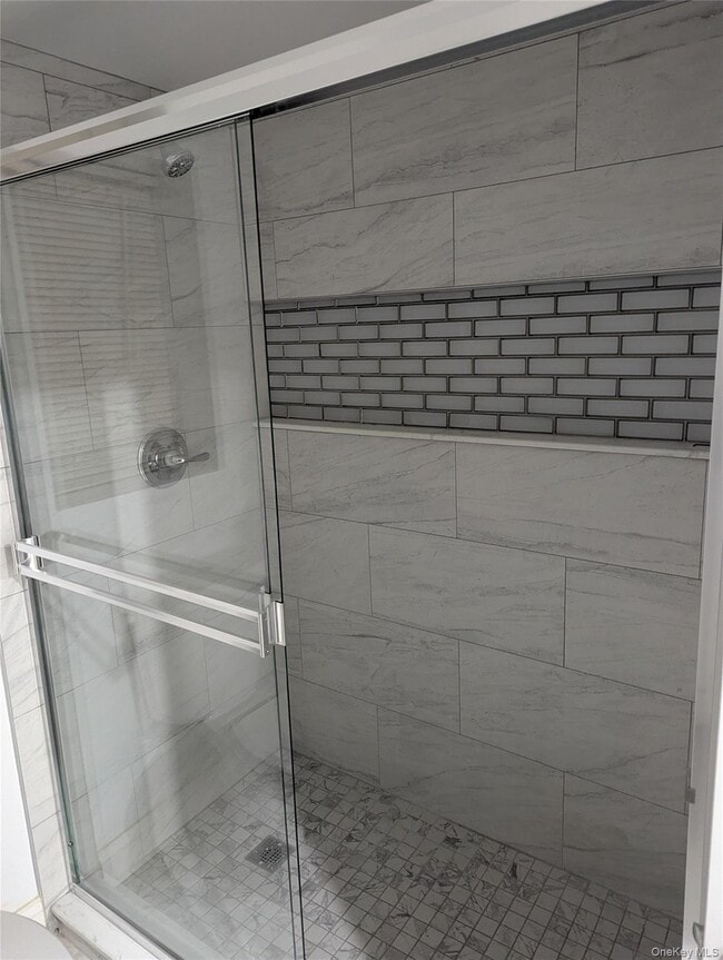 Building Photo - 10 Wild Oaks Rd