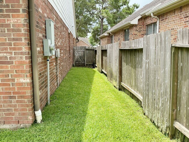 Building Photo - 4435 Wellington Grove Ln