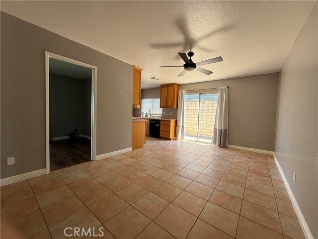 Building Photo - 1305 Turquoise Dr
