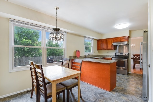 Building Photo - 1336 Larchmont Dr