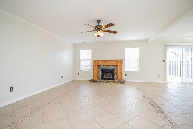 Building Photo - 1419 Weston Ln