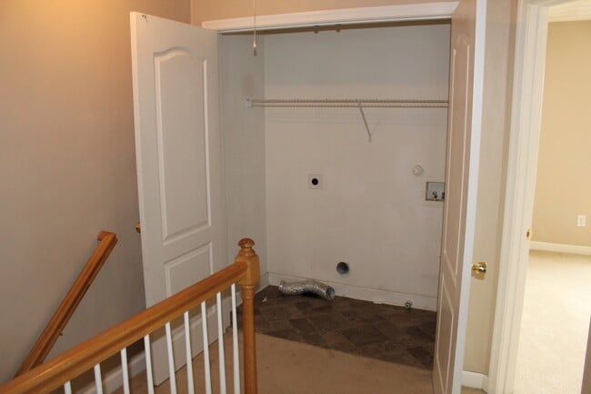 Building Photo - Beautiful 2 bed/2.5 bath condo in Witchduc...