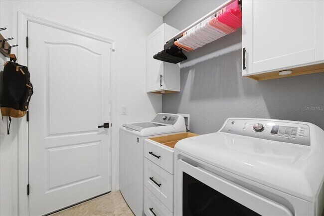 Building Photo - 17234 Blue Rdg Pl