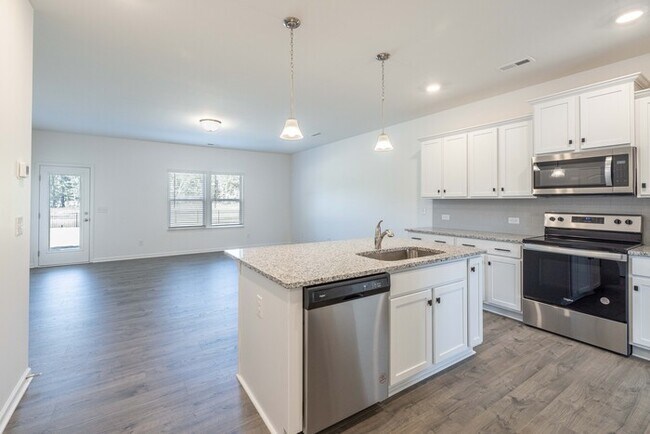 Building Photo - 4 Bedroom Home - Stonebridge Fairways - AV...