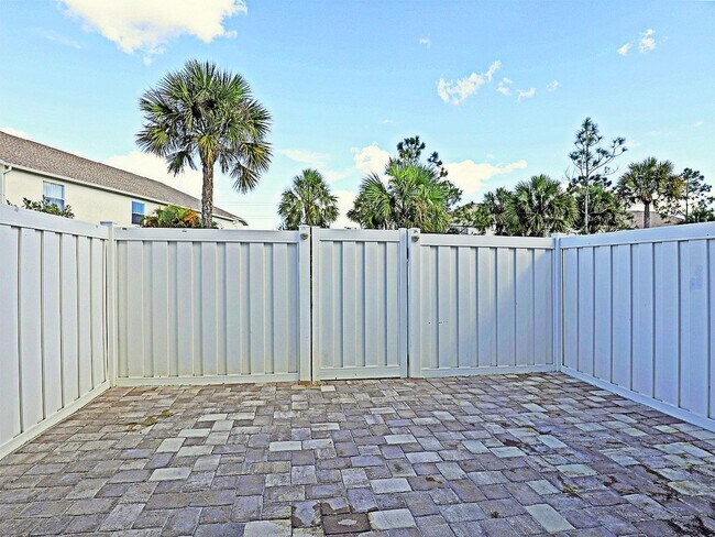 Building Photo - 3605 Cedar Oak Dr