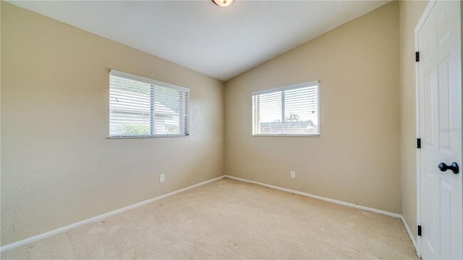 Building Photo - 1128 SE 29th Terrace