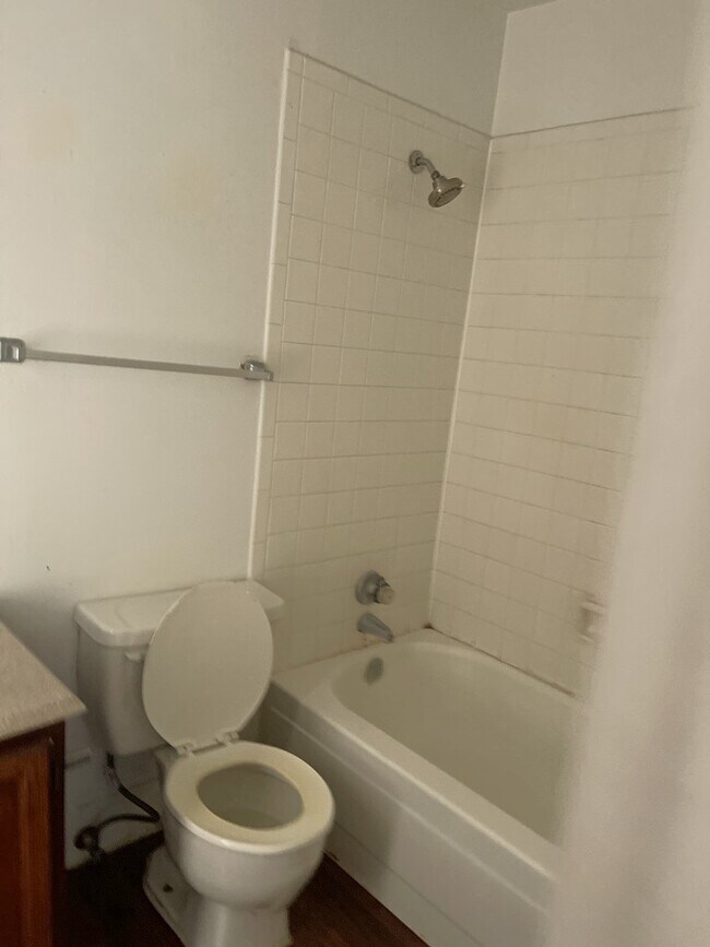 Building Photo - 14600 Fonmeadow Dr