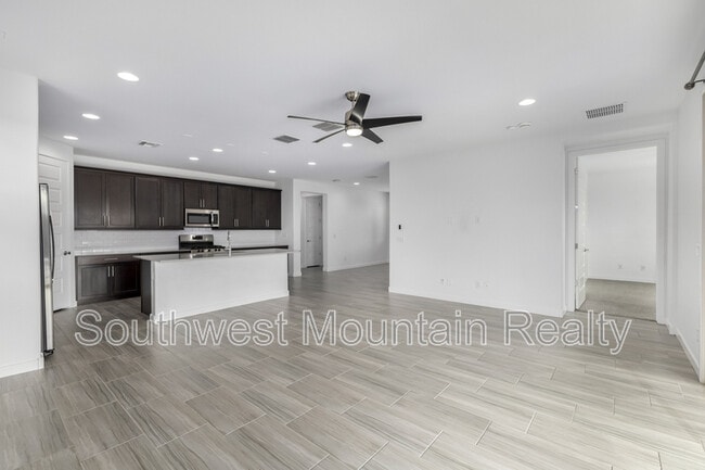 Building Photo - 21399 E Estrella Ct