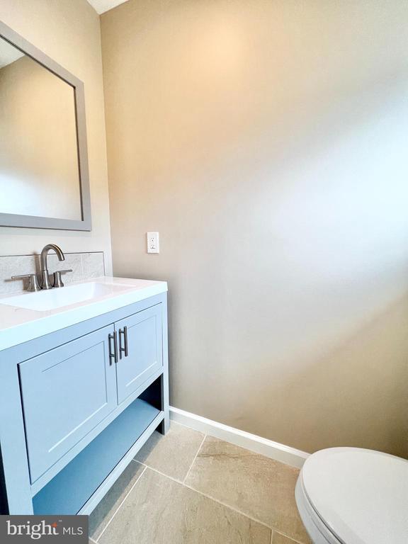 Building Photo - 5504 Woodlawn Manor Ct