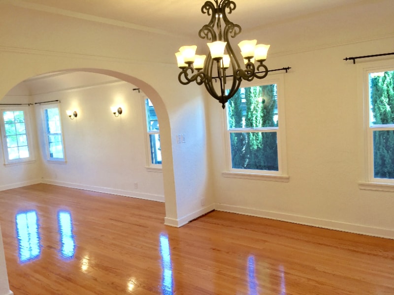 Building Photo - 1106.5 S Doheny Dr