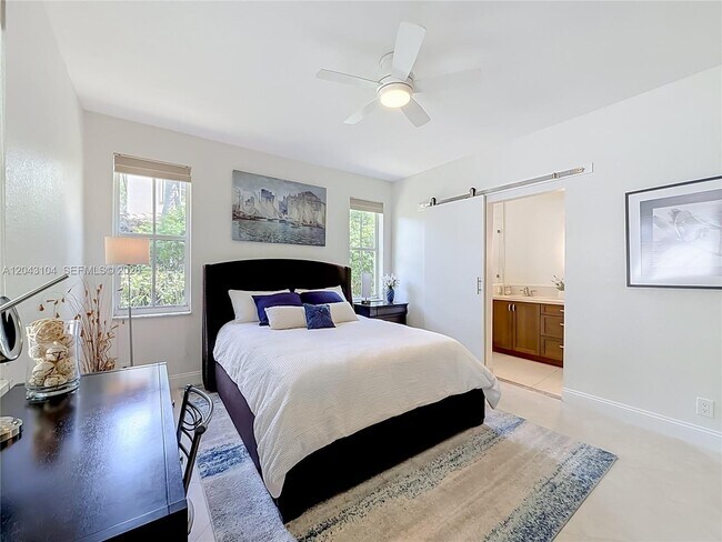Building Photo - 1556 Winterberry Ln
