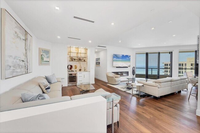 Building Photo - 1211 Gulf of Mexico Dr