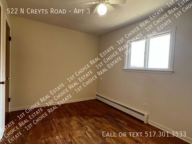 Building Photo - 522 N Creyts Rd