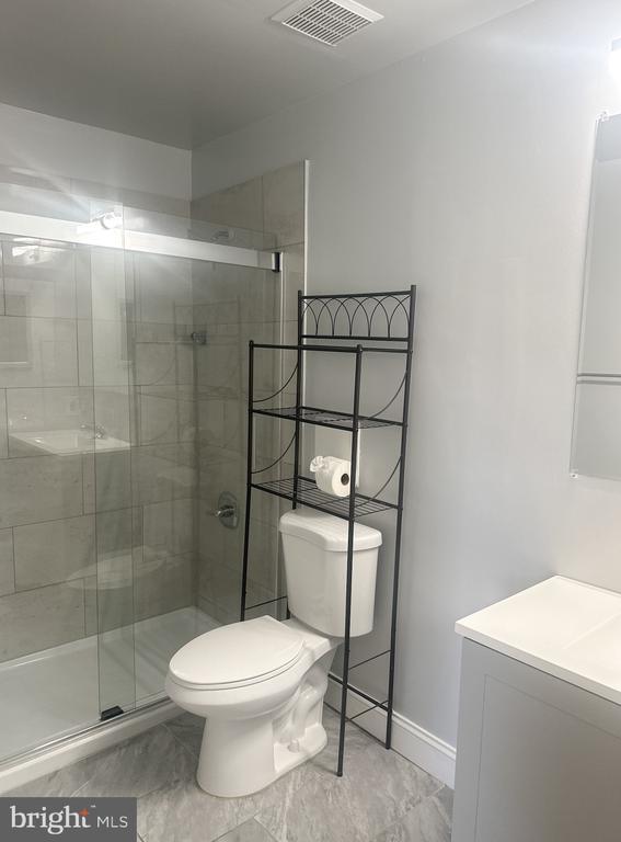 Building Photo - 4490 Lord Loudoun Ct