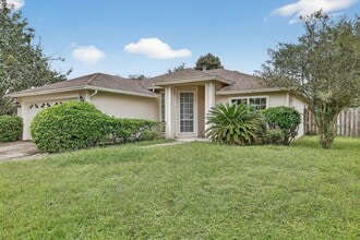 Building Photo - 12799 Glade Springs Dr S