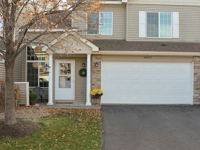 Primary Photo - 20613 Fenston Ave N