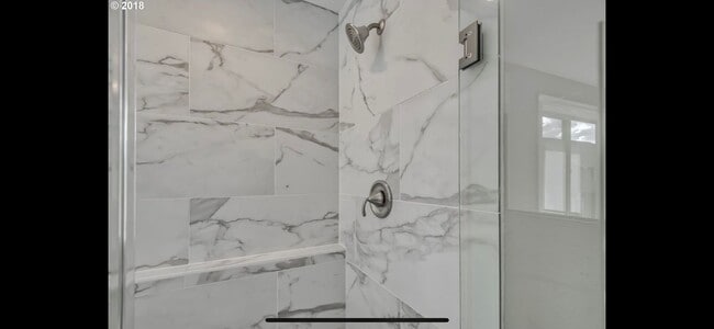 Building Photo - Stunning Executive Home in Bethany – 4 Bed...