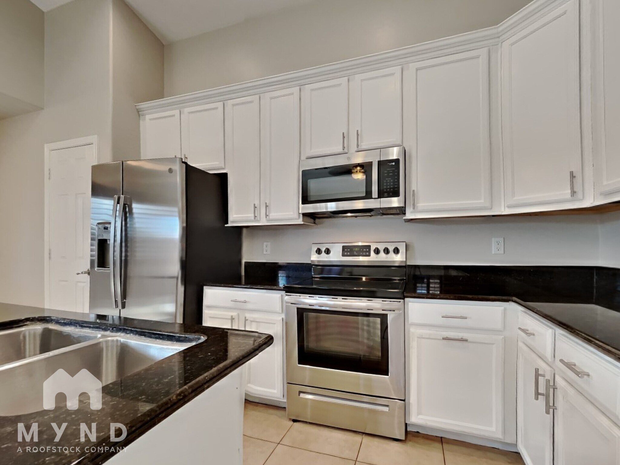 Building Photo - 11143 W Mariposa Dr