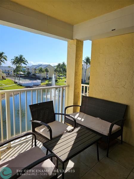 Building Photo - 6355 La Costa Dr