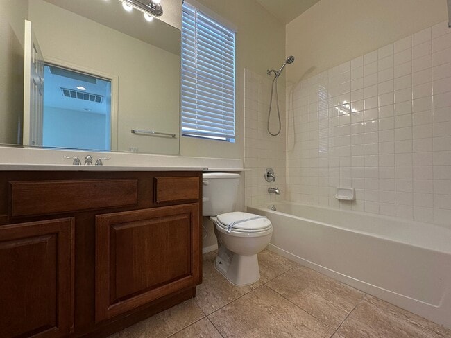 Building Photo - MADISON PLACE AT SUMMERLIN