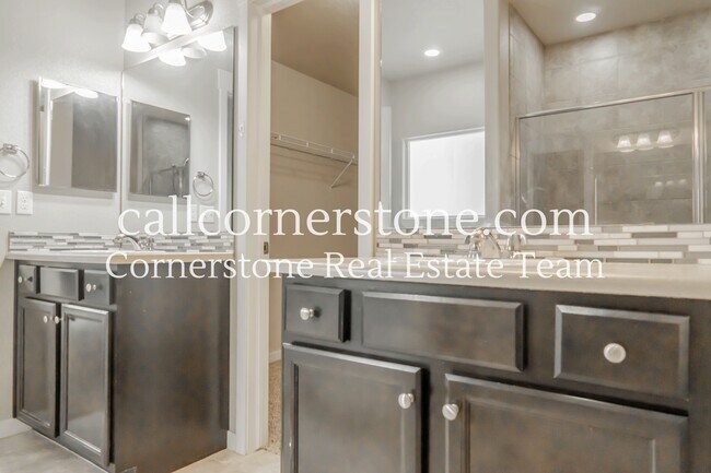 Building Photo - 7406 Willow Pines Pl