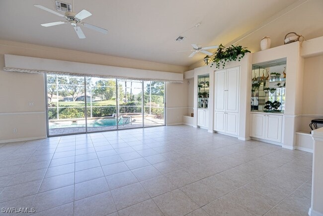 Building Photo - 9287 Coachhouse Ln