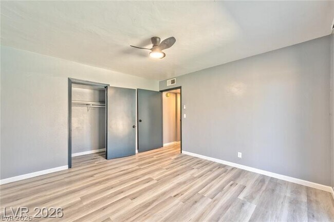 Building Photo - 7216 Archcrest Ave