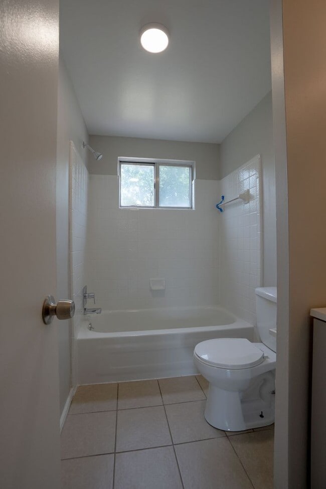 Building Photo - Must see FOUR bedroom Trilevel home