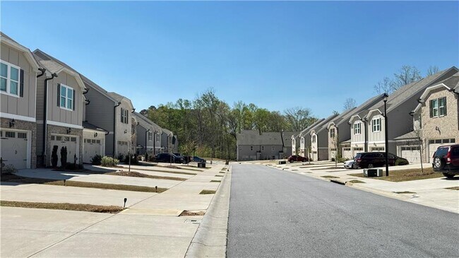 Building Photo - 282 Timberland Ave