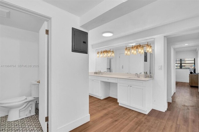 Building Photo - 4144 El Mar Dr