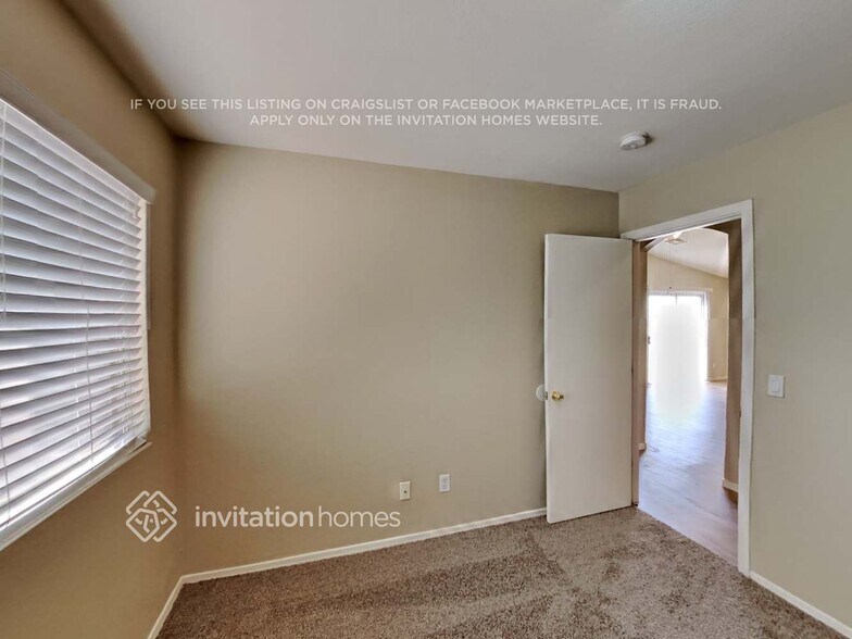 Building Photo - 8182 N 88th Ln