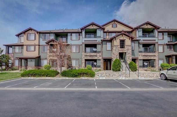Building Photo - 2BR/2BA Ground Floor Condo with 2 Patios in GVR!