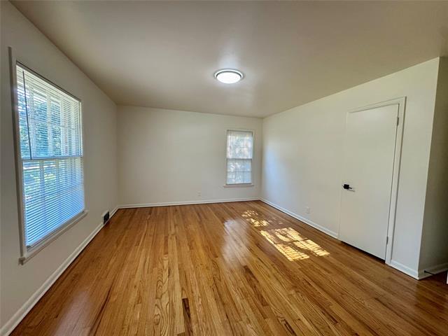 Building Photo - 822 Edgewood Pl